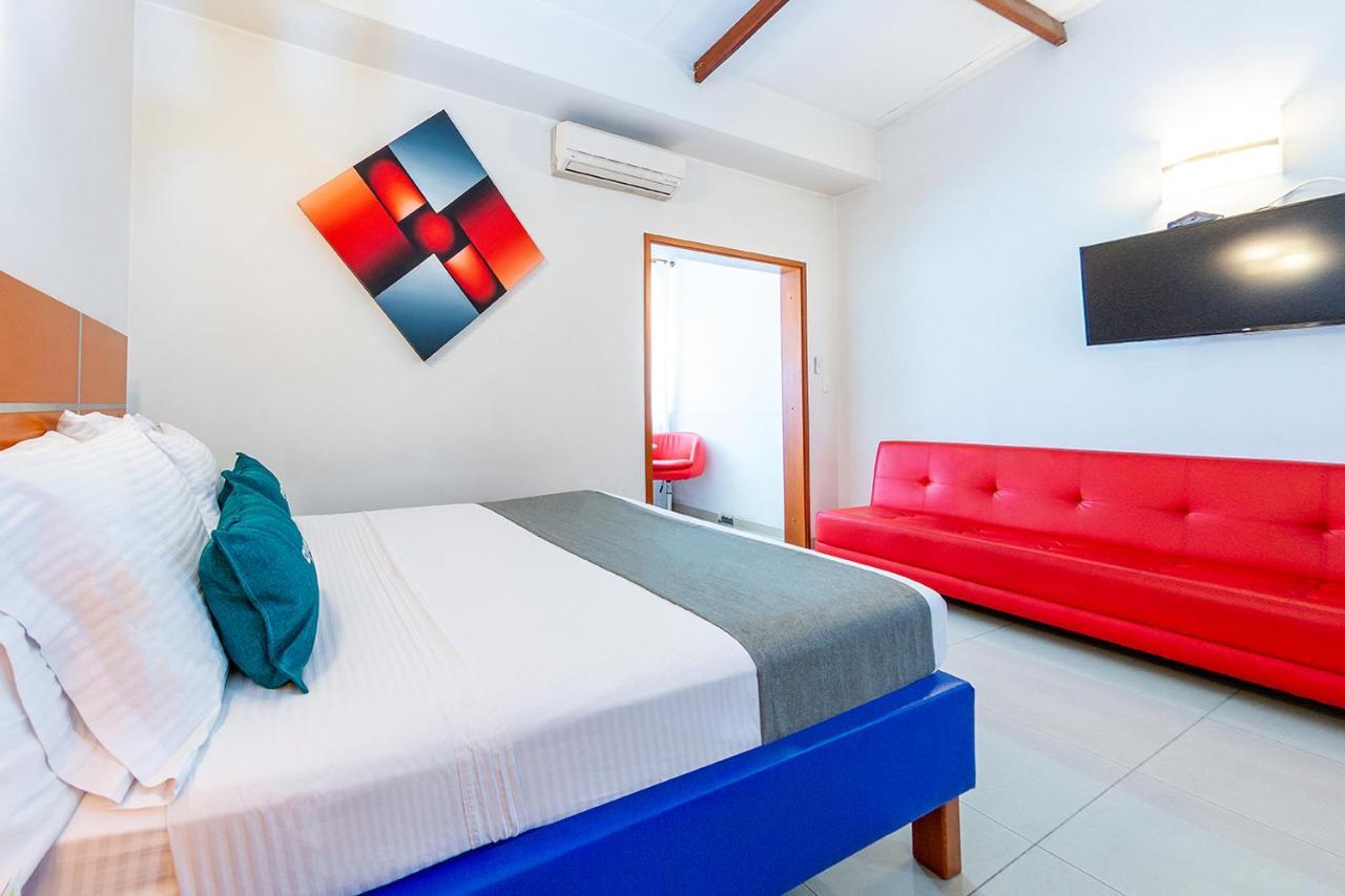 Ayenda Optimum Hotel Перейра Екстериор снимка