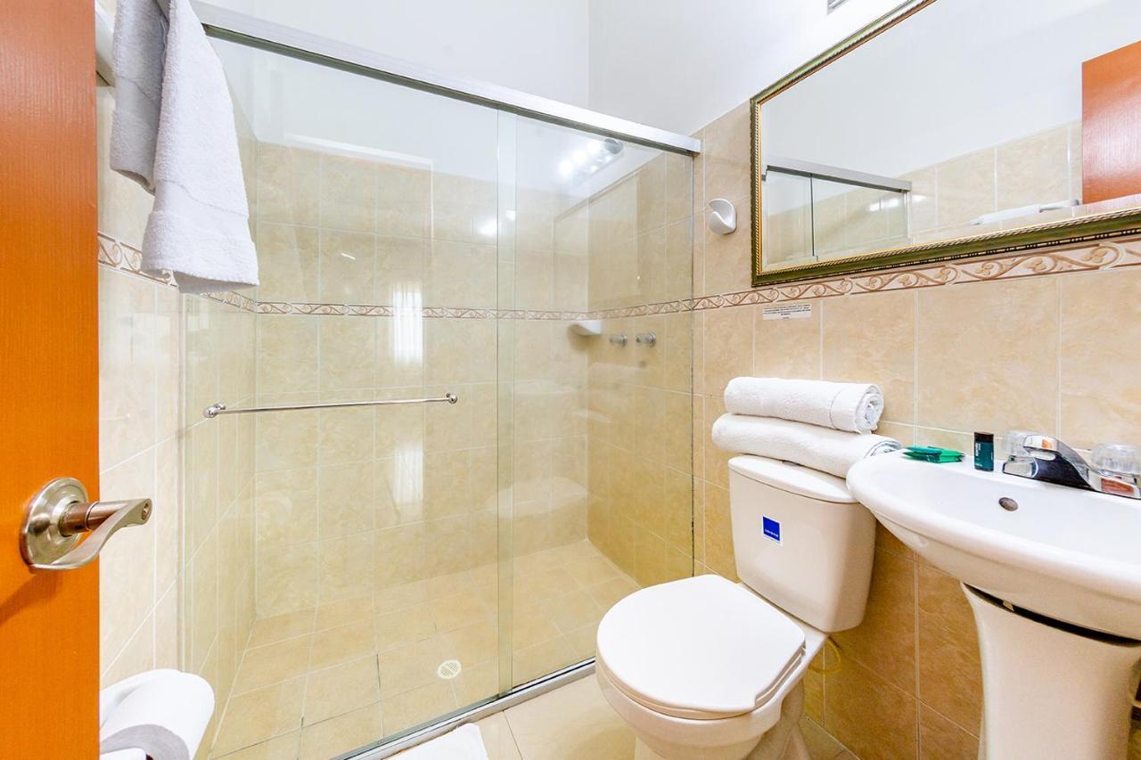 Ayenda Optimum Hotel Перейра Екстериор снимка
