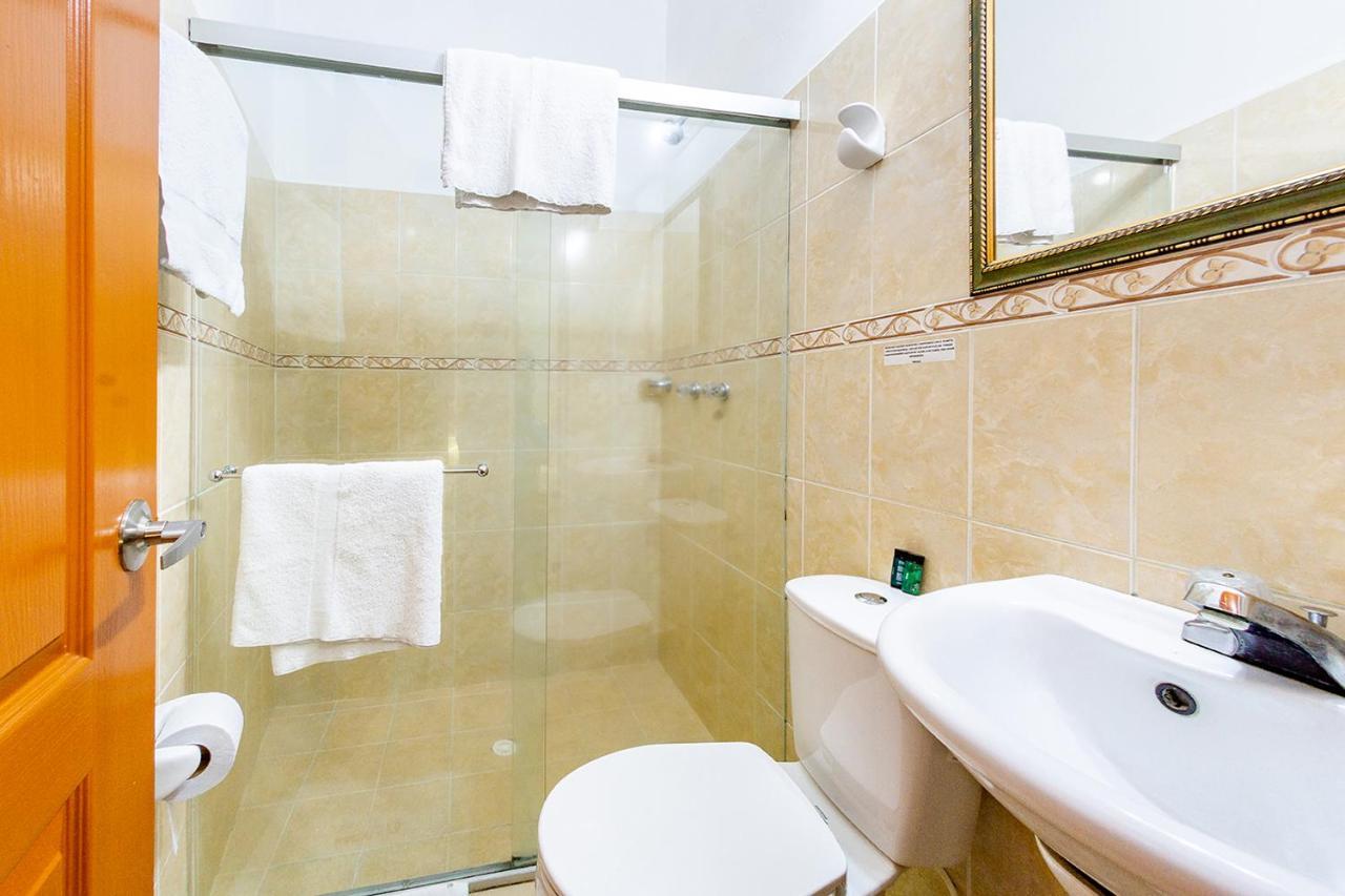 Ayenda Optimum Hotel Перейра Екстериор снимка